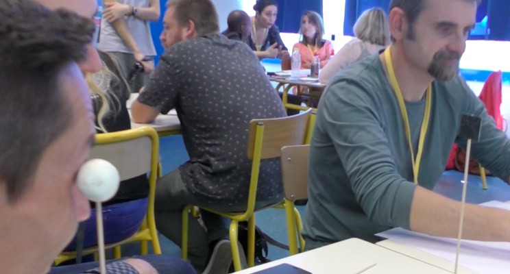 Les chercheurs apportent leur expertise aux 36 collèges pilotes « La main à la pâte »